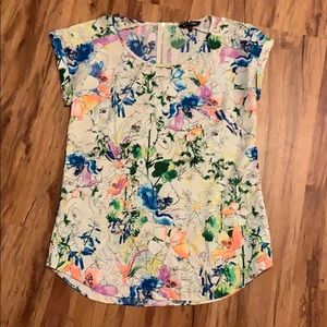 Multicolor floral print Express top